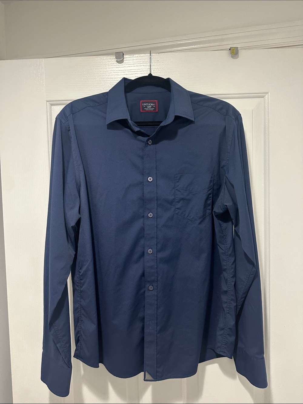 UNTUCKit Men's Dark Navy Long-Sleeve Button-Up Shirt